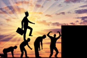 What Is Narcissism? Understanding Narcissistic Personality Disorder Through a Trauma-Informed Lens